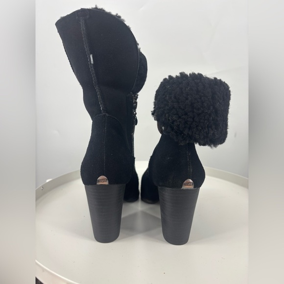 NWOB UGG Charlee Black Suede Leather Boots Black 9 - Picture 4 of 6